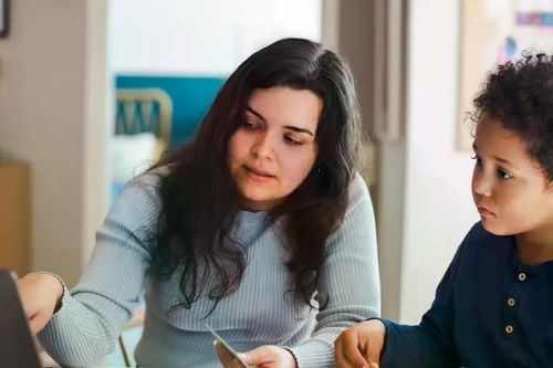 Gen Alpha đã biết kiếm tiền, cha mẹ nên dạy con tiết kiệm thế nào?