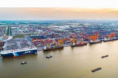 12 tỉnh, thành phố nào tăng trưởng kinh tế trên hai con số?
