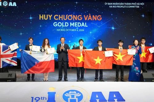 Học sinh Việt Nam giành 10 huy chương tại Olympic Thiên văn và Vật lý thiên văn quốc tế