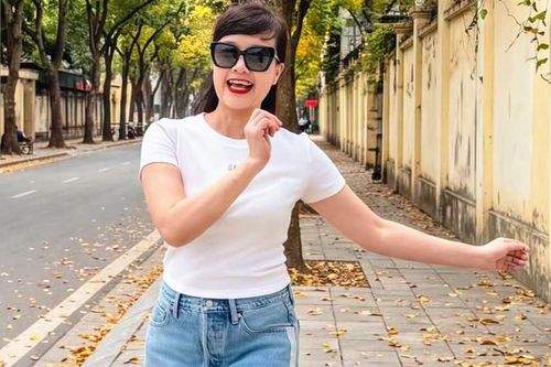 MC Hoài Anh VTV sành điệu xuống phố, nghệ sĩ Vân Dung trẻ như gái đôi mươi