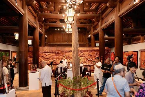 Sắc Tâm 2026: Sự kết hợp độc đáo giữa sơn mài và trầm hương trong không gian di sản Văn Miếu-Quốc Tử Giám