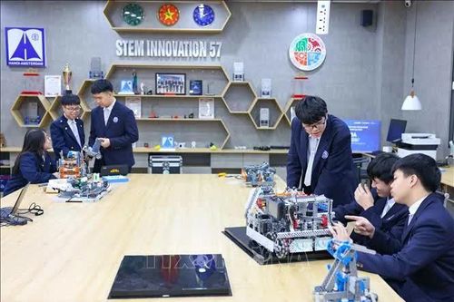 Nâng chuẩn chất lượng giáo dục từ phổ thông đến đại học
