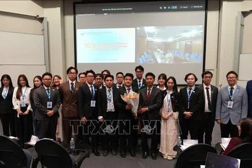 Sinh viên Việt Nam tại Australia phát huy đổi mới sáng tạo, kết nối tri