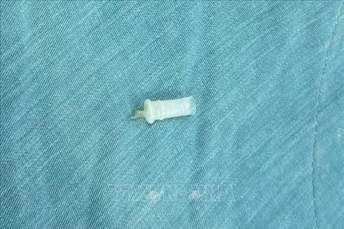 Cảnh báo nguy hiểm khi trẻ ngậm đồ chơi trong miệng