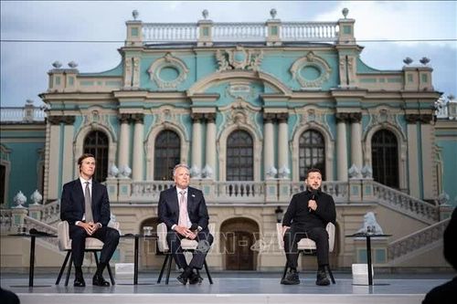 Thương vụ dầu mỏ 20 tỷ USD chen vào đàm phán Mỹ - Nga về Ukraine
