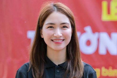 Hòa Minzy viết tâm tư bày tỏ với người đặc biệt: 'Em vẫn còn rất rung động'