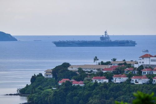 Nhóm tác chiến tàu sân bay George H.W. Bush đến Thái Lan