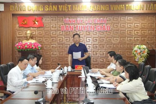 Họp Ban tổ chức Cuộc thi sáng tác các tác phẩm văn học nghệ thuật viết về Lai Châu