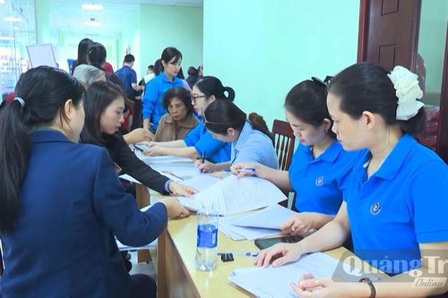 Tỉ lệ chi trả không dùng tiền mặt trong lĩnh vực an sinh xã hội vượt chỉ tiêu đề ra