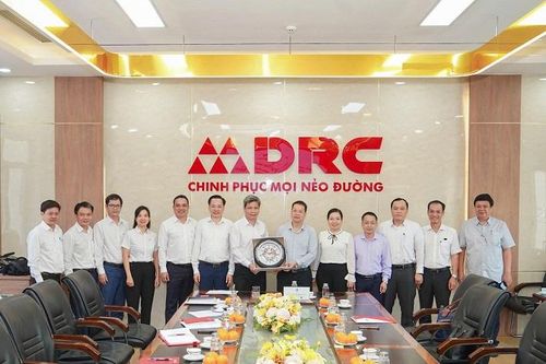 Chủ tịch UBND TP. Đà Nẵng làm việc với DRC về mở rộng thị trường, phát triển sản xuất