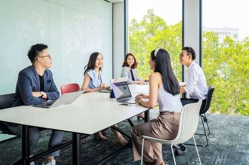 Gen Z vào doanh nghiệp, văn hóa công ty phải đổi thế nào?