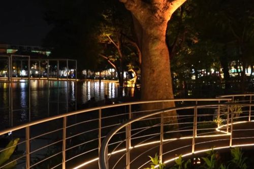 ‘Dải lụa ký ức’ dần hình thành bên hồ Gươm