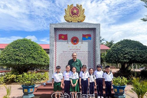 Nghĩa tình ở Khánh Hưng