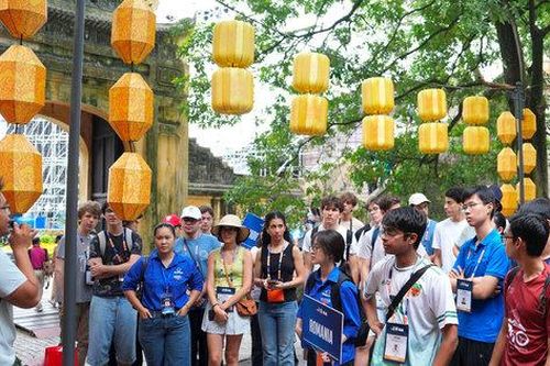 Hà Nội - điểm hẹn của những học sinh yêu thiên văn