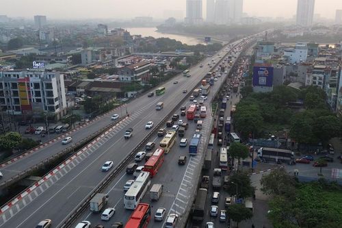 Vì sao Hà Nội không đồng tình bỏ làn khẩn cấp trên Vành đai 3 trên cao?