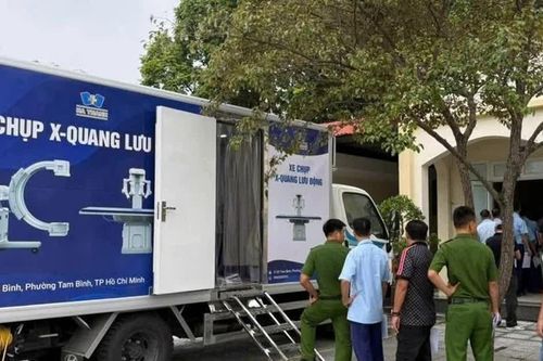 Đẩy mạnh chuyển đổi số, nâng cao chất lượng chăm sóc sức khỏe cán bộ, chiến sĩ và nhân dân
