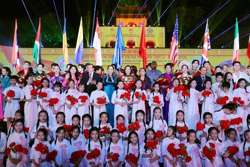 Bế mạc Lễ hội Văn hóa thế giới tại Hà Nội lần thứ hai