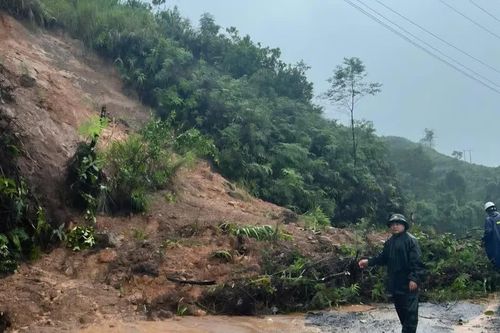 Chủ động ứng phó mưa lớn, lũ, ngập lụt, lũ quét và sạt lở đất từ Hà Tĩnh đến Quảng Ngãi