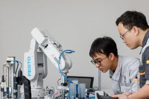 Bộ GD-ĐT ban hành chuẩn chương trình đào tạo trình độ thạc sĩ và tiến sĩ các ngành về điện hạt nhân