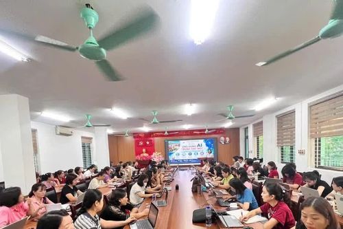 Sơn La tập huấn ứng dụng AI trong quản lý giáo dục và giảng dạy
