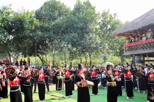 PGS.TS Bùi Hoài Sơn: 'Văn hóa cần hiện diện mỗi ngày, không chỉ trong một ngày hội'