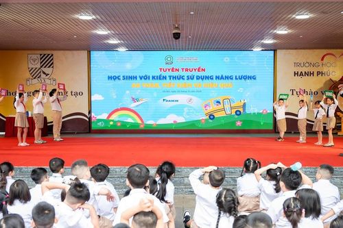 Học sinh tiểu học tìm hiểu 'những hành động nhỏ mang lại lợi ích lớn'