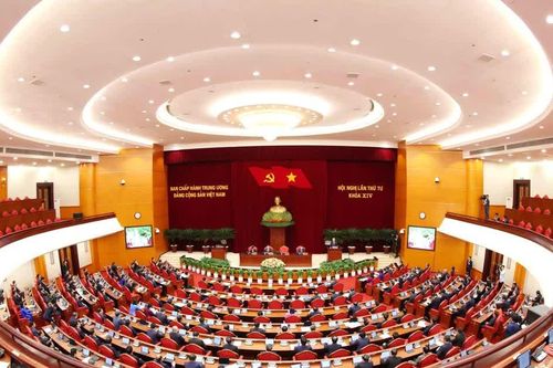 Trung ương họp về công tác cán bộ, cho chủ trương đổi tên Đảng ủy MTTQ, các đoàn thể Trung ương