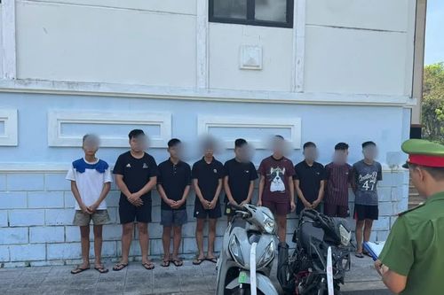 Đà Nẵng: Bắt nhóm dàn cảnh đánh nhau, dùng kiếm cướp xe máy