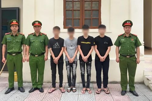 Nhận 'kèo' gây sốc trên TikTok đến xâm phạm mồ mả: Người ra kèo có liên đới?