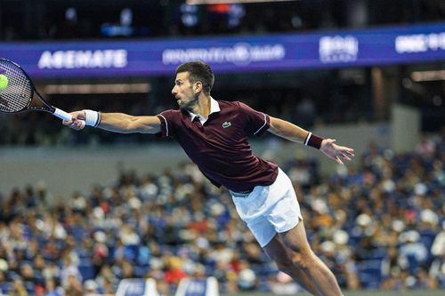 Djokovic ngược dòng hạ Zverev, phá kỷ lục của Nadal
