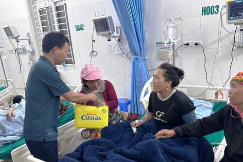 Sét đánh 4 người cùng lúc