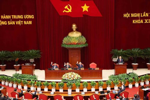 Trung ương họp về công tác cán bộ