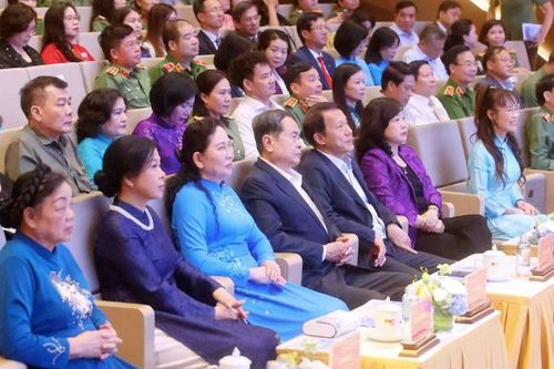 'Kết nối yêu thương' vì phụ nữ, trẻ em mắc bệnh hiểm nghèo