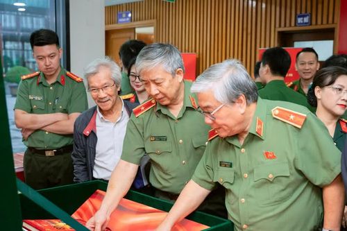 Lan tỏa văn hóa đọc, giáo dục truyền thống trong lực lượng Công an nhân dân