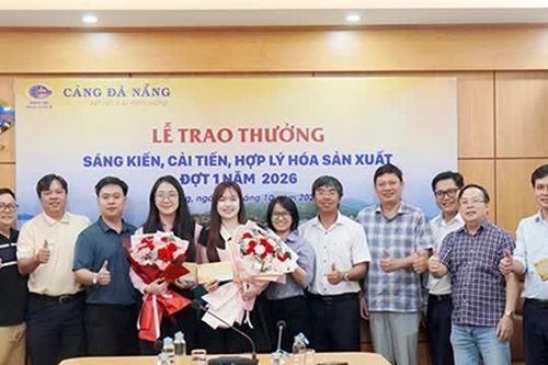 Cảng Đà Nẵng khen thưởng 42 sáng kiến, cải tiến sản xuất
