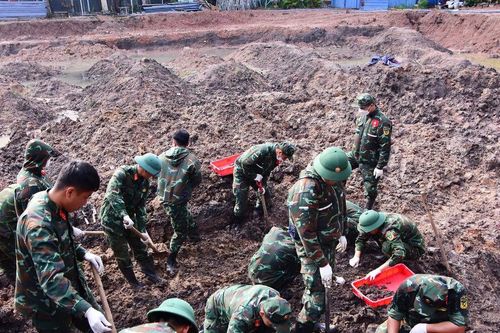 Thêm 13 bộ hài cốt liệt sĩ được tìm thấy tại Công viên Lê Thị Riêng