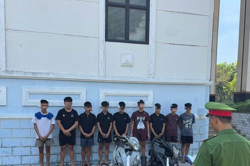 Khởi tố 8 thanh thiếu niên dùng kiếm cướp xe mô tô tại phường Bàn Thạch