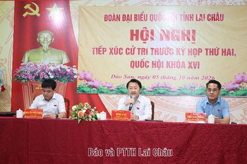 Đoàn đại biểu Quốc hội tỉnh tiếp xúc cử tri xã Dào San