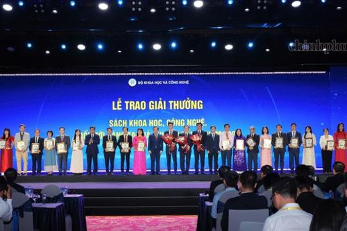 Tôn vinh 10 tác phẩm sách khoa học, công nghệ, đổi mới sáng tạo và chuyển đổi số