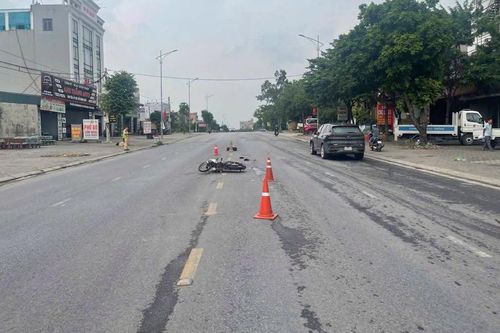 Tai nạn giao thông 5/10: Ô tô con va chạm xe máy trên Quốc lộ 18, một người tử vong
