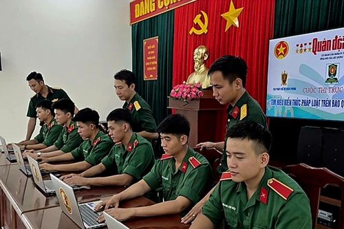 11 bài thi được trao giải tại kỳ 6 Cuộc thi 'Tìm hiểu kiến thức pháp luật trên Báo Quân đội nhân dân'