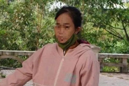 Giả vờ mua vàng rồi đeo cả lượng bỏ chạy