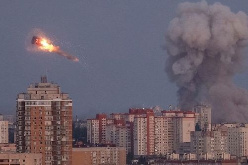 Nga tăng cường tấn công hạ tầng năng lượng và quân sự Ukraine