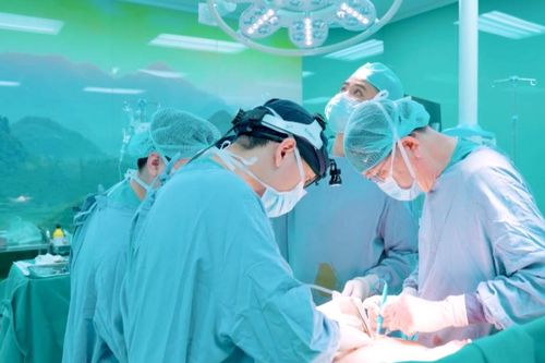 Xu hướng mới trong chẩn đoán và điều trị ung thư vú