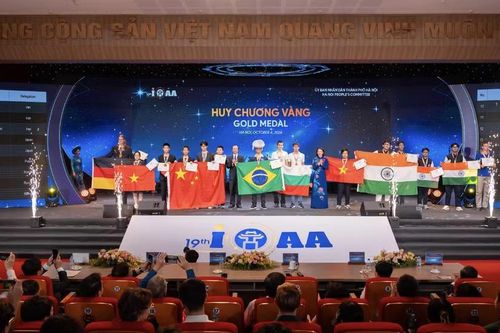 Việt Nam giành 6 huy chương Vàng tại Olympic Thiên văn và Vật lý thiên văn quốc tế