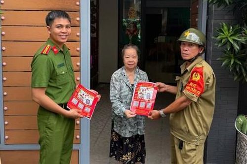 TPHCM: Sôi nổi Ngày hội toàn dân phòng cháy, chữa cháy