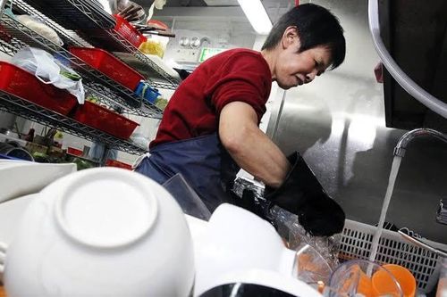 Vì sao người Trung Quốc không chuộng máy rửa bát?