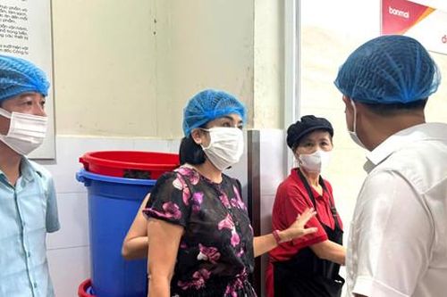 Chuẩn hóa quy trình, số hóa giám sát bữa ăn bán trú