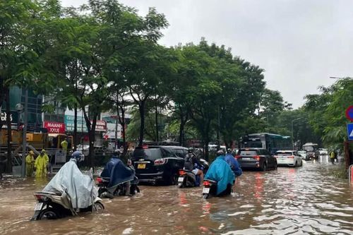 Cao điểm mưa lớn ở miền Trung là ngày nào?