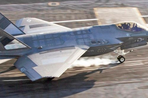 Mỹ chi hàng trăm triệu USD để thay đổi cách chiến đấu cơ F-35 xuất kích
